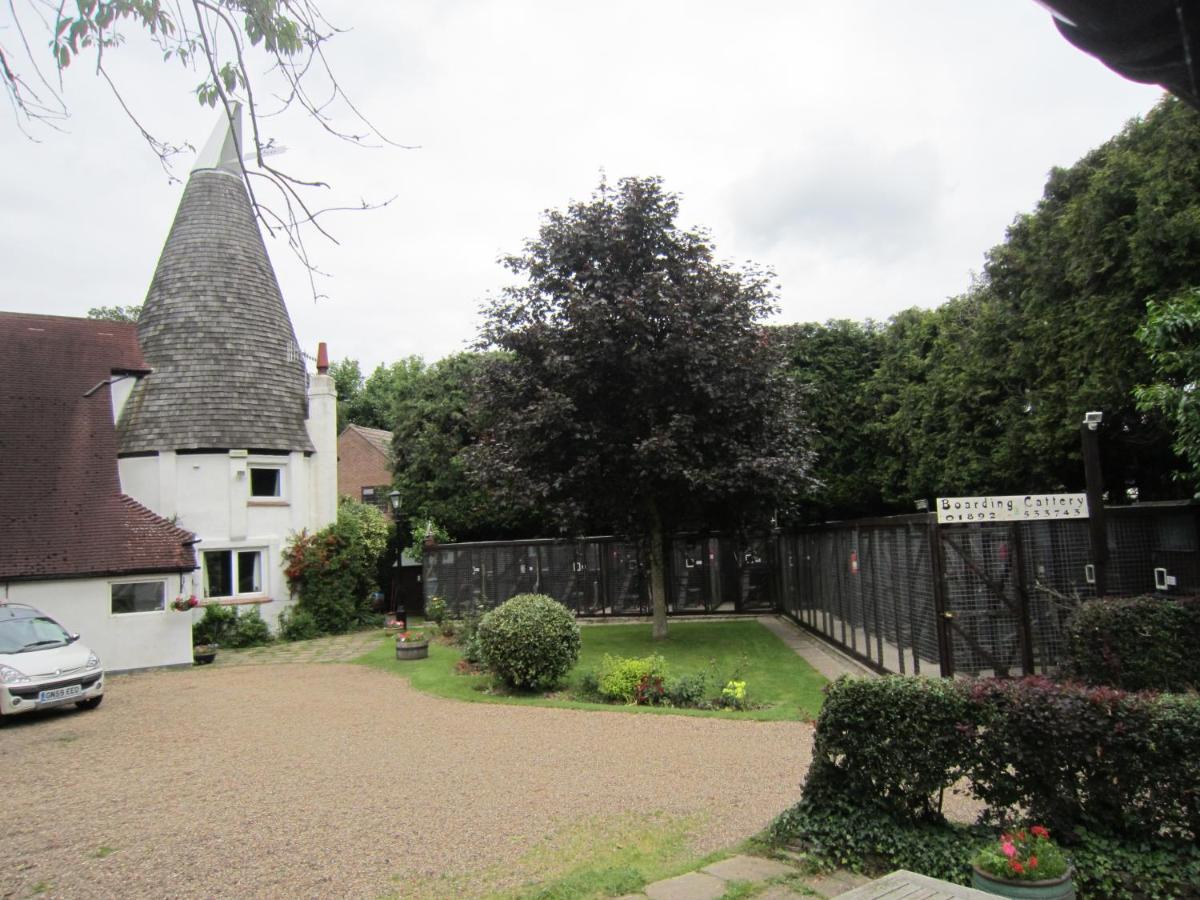 The Oast House Bed and Breakfast Royal Tunbridge Wells Exterior foto